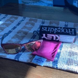 Oakley Frogskins sunglasses